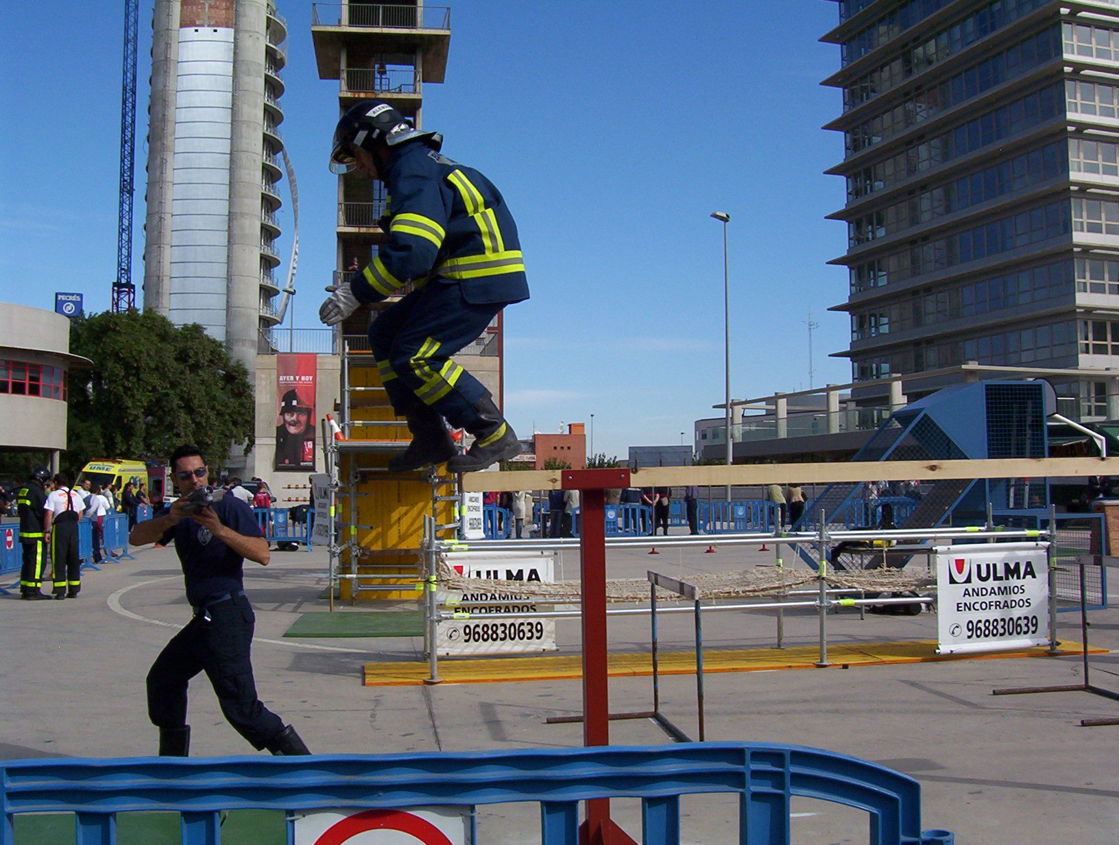 img/galeria/institucionales1976/Superbombero 2005/100_0848.JPG